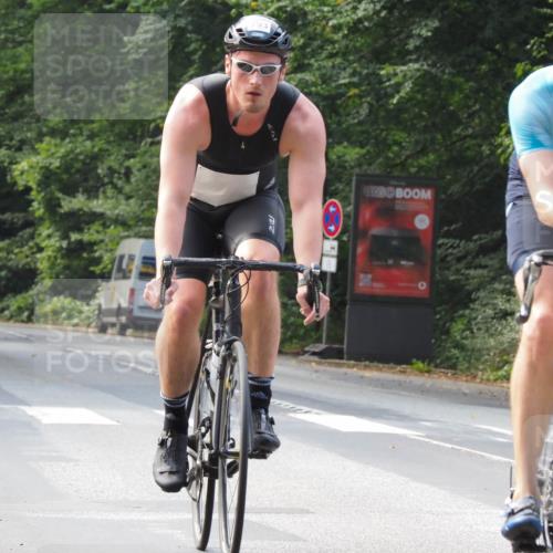 08.09.2024 - Stadtparktriathlon Zöllner http://msf.ph/oto/7009243 08.09.2024 11:56:51 Radfahren 605, 722, 793, 803, 834 meine-sportfotos.de