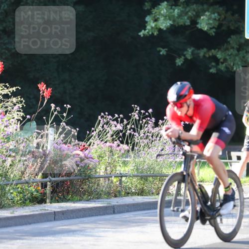 08.09.2024 - Stadtparktriathlon Zöllner http://msf.ph/oto/7009290 08.09.2024 08:55:25 Radfahren 38 meine-sportfotos.de