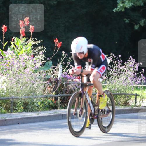 08.09.2024 - Stadtparktriathlon Zöllner http://msf.ph/oto/7009452 08.09.2024 08:56:04 Radfahren 1, 5, 19, 49, 51, 59, 86 meine-sportfotos.de