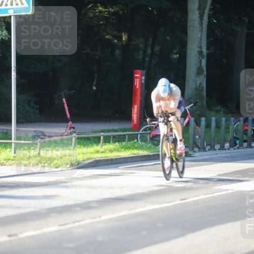 08.09.2024 - Stadtparktriathlon Zöllner http://msf.ph/oto/7009485 08.09.2024 08:56:10 Radfahren 51, 75 meine-sportfotos.de