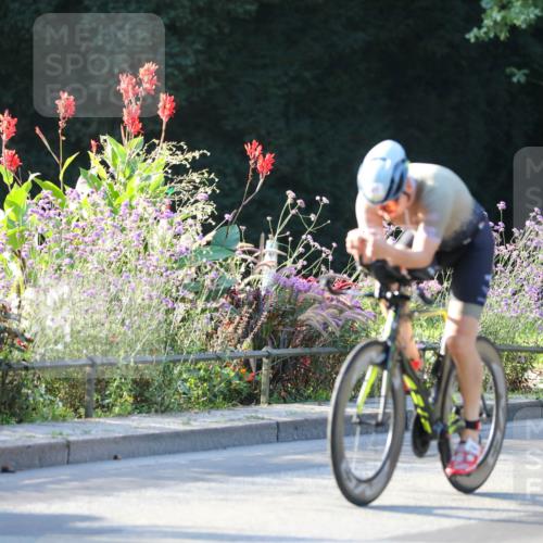 08.09.2024 - Stadtparktriathlon Zöllner http://msf.ph/oto/7009519 08.09.2024 08:56:11 Radfahren 51, 75 meine-sportfotos.de