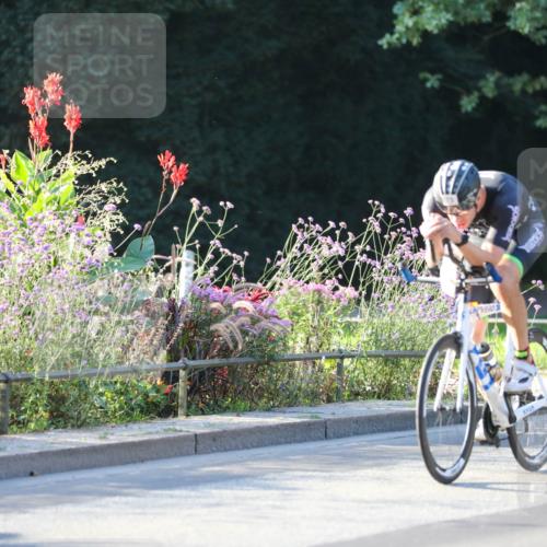 08.09.2024 - Stadtparktriathlon Zöllner http://msf.ph/oto/7009548 08.09.2024 08:56:18 Radfahren 22, 68, 75 meine-sportfotos.de