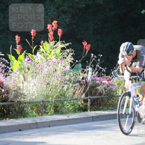 08.09.2024 - Stadtparktriathlon Zöllner http://msf.ph/oto/7009552 08.09.2024 08:56:18 Radfahren 22, 68, 75 meine-sportfotos.de