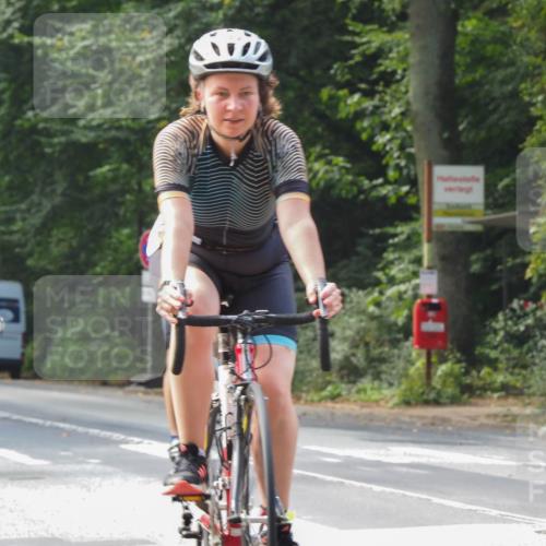 08.09.2024 - Stadtparktriathlon Zöllner http://msf.ph/oto/7009616 08.09.2024 11:58:04 Radfahren 580, 595, 613, 677, 696, 716, 739, 749, 762, 770, 780, 787, 828 meine-sportfotos.de