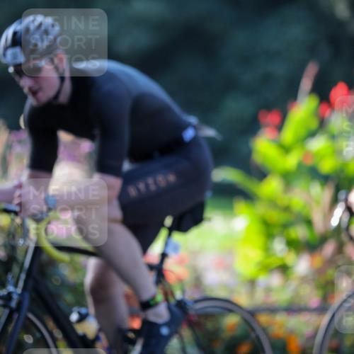 08.09.2024 - Stadtparktriathlon Zöllner http://msf.ph/oto/7009660 08.09.2024 08:56:46 Radfahren 32, 34, 47, 56 meine-sportfotos.de