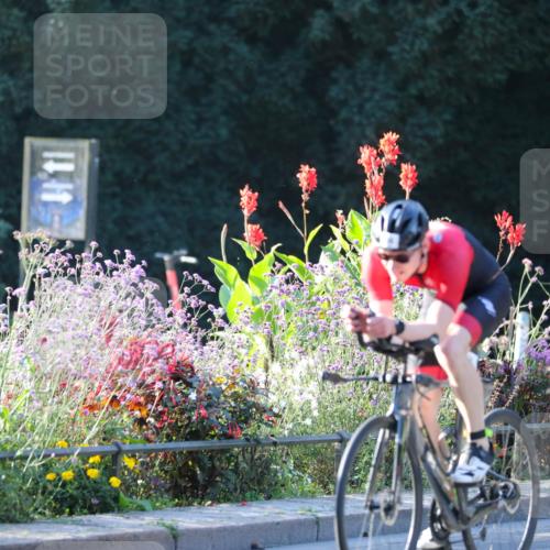 08.09.2024 - Stadtparktriathlon Zöllner http://msf.ph/oto/7009696 08.09.2024 08:56:54 Radfahren 29, 33, 34, 77 meine-sportfotos.de