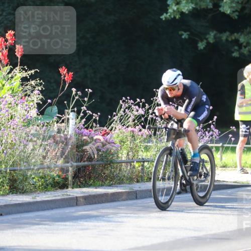08.09.2024 - Stadtparktriathlon Zöllner http://msf.ph/oto/7009765 08.09.2024 08:57:05 Radfahren 39, 77 meine-sportfotos.de