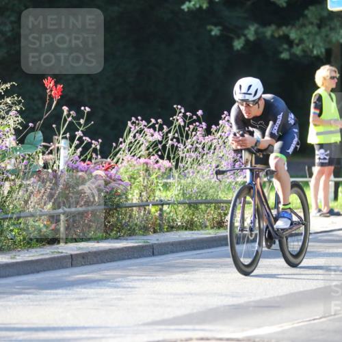 08.09.2024 - Stadtparktriathlon Zöllner http://msf.ph/oto/7009838 08.09.2024 08:57:19 Radfahren 39, 78, 80 meine-sportfotos.de