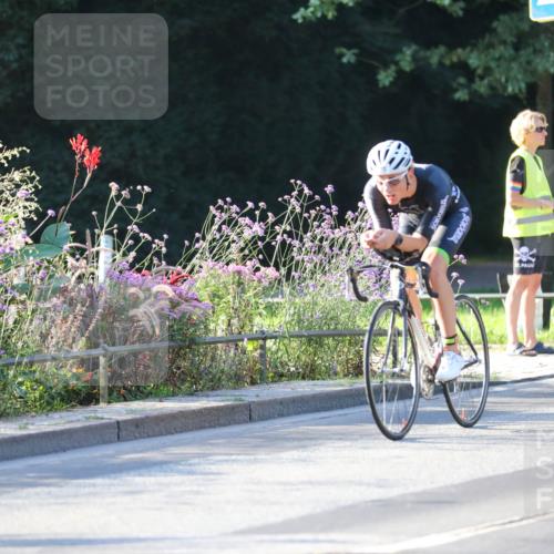 08.09.2024 - Stadtparktriathlon Zöllner http://msf.ph/oto/7009856 08.09.2024 08:57:27 Radfahren 20, 25, 26, 71, 80, 83 meine-sportfotos.de