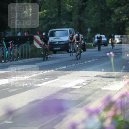 08.09.2024 - Stadtparktriathlon Zöllner http://msf.ph/oto/7009858 08.09.2024 08:57:30 Radfahren 20, 25, 26, 71, 80, 83 meine-sportfotos.de