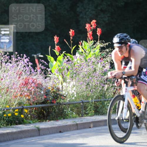 08.09.2024 - Stadtparktriathlon Zöllner http://msf.ph/oto/7009901 08.09.2024 08:57:34 Radfahren 20, 25, 26, 71, 83, 89 meine-sportfotos.de