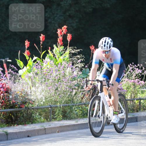 08.09.2024 - Stadtparktriathlon Zöllner http://msf.ph/oto/7009950 08.09.2024 08:57:43 Radfahren 66, 89 meine-sportfotos.de