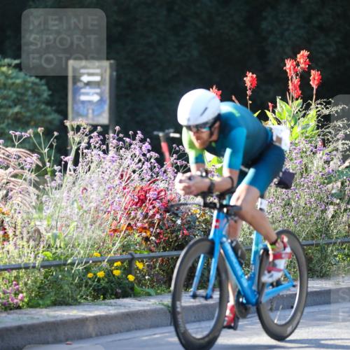 08.09.2024 - Stadtparktriathlon Zöllner http://msf.ph/oto/7009982 08.09.2024 08:57:46 Radfahren 44, 66, 89 meine-sportfotos.de