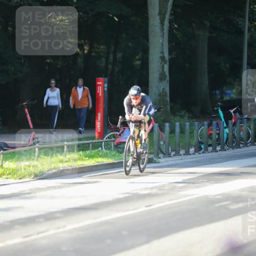 08.09.2024 - Stadtparktriathlon Zöllner http://msf.ph/oto/7010014 08.09.2024 08:58:01 Radfahren 15, 21, 31, 35, 40, 54, 55, 63, 72, 76 meine-sportfotos.de