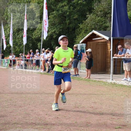 08.09.2024 - Airport Race Strokosch-Dieckow http://msf.ph/oto/7010043 08.09.2024 12:03:13 Ziel 2614, 3074, 3081 meine-sportfotos.de