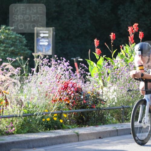 08.09.2024 - Stadtparktriathlon Zöllner http://msf.ph/oto/7010044 08.09.2024 08:58:04 Radfahren 15, 21, 23, 31, 35, 40, 54, 55, 63, 72, 76 meine-sportfotos.de
