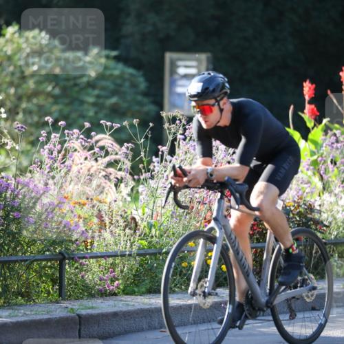08.09.2024 - Stadtparktriathlon Zöllner http://msf.ph/oto/7010126 08.09.2024 08:58:11 Radfahren 21, 23, 31, 35, 37, 55, 72 meine-sportfotos.de
