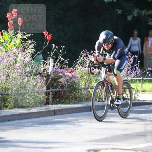 08.09.2024 - Stadtparktriathlon Zöllner http://msf.ph/oto/7010132 08.09.2024 08:58:13 Radfahren 23, 31, 35, 37, 55, 72 meine-sportfotos.de