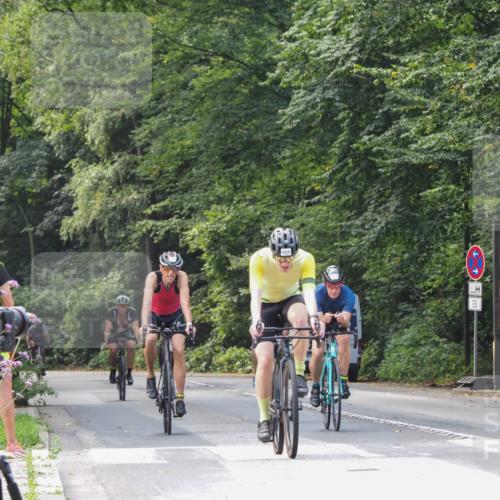 08.09.2024 - Stadtparktriathlon Zöllner http://msf.ph/oto/7010143 08.09.2024 11:59:07 Radfahren 689, 758, 765, 775, 796, 815, 824 meine-sportfotos.de