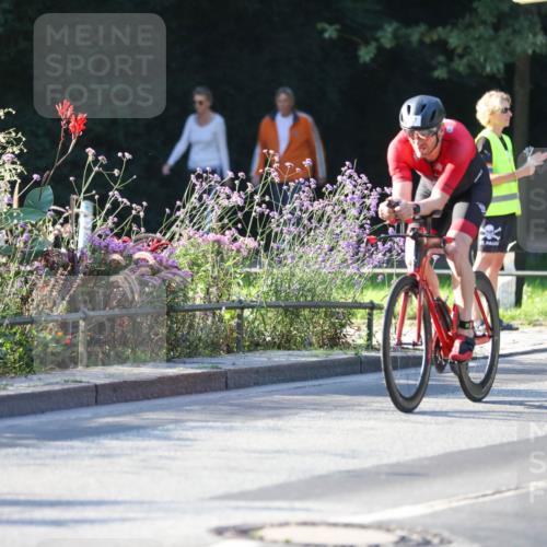 08.09.2024 - Stadtparktriathlon Zöllner http://msf.ph/oto/7010155 08.09.2024 08:58:16 Radfahren 23, 37 meine-sportfotos.de