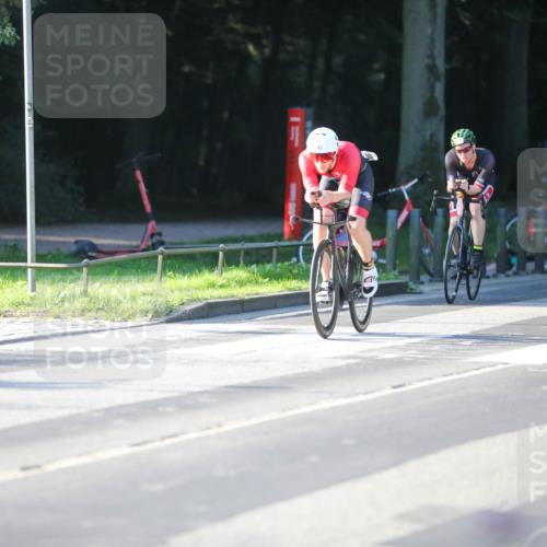 08.09.2024 - Stadtparktriathlon Zöllner http://msf.ph/oto/7010245 08.09.2024 08:58:39 Radfahren 41, 57, 74, 85 meine-sportfotos.de