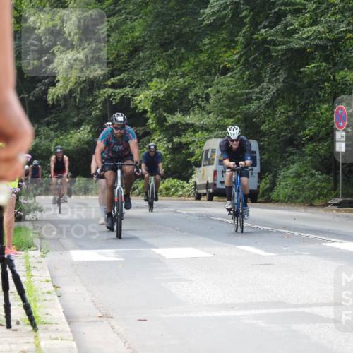 08.09.2024 - Stadtparktriathlon Zöllner http://msf.ph/oto/7010269 08.09.2024 11:59:16 Radfahren 600, 701, 702, 753, 805, 824, 835 meine-sportfotos.de