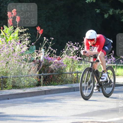 08.09.2024 - Stadtparktriathlon Zöllner http://msf.ph/oto/7010275 08.09.2024 08:58:40 Radfahren 27, 41, 57, 74, 85 meine-sportfotos.de