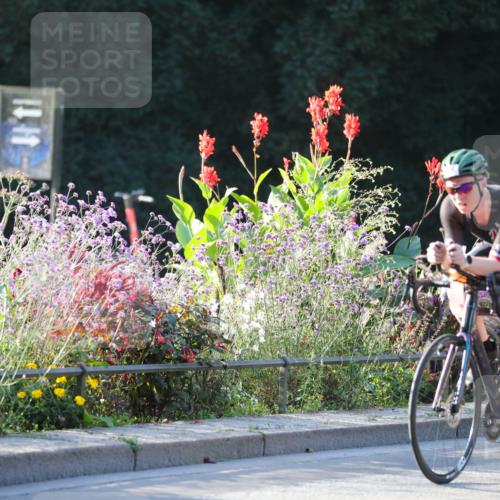08.09.2024 - Stadtparktriathlon Zöllner http://msf.ph/oto/7010291 08.09.2024 08:58:41 Radfahren 27, 28, 41, 57, 74, 85 meine-sportfotos.de