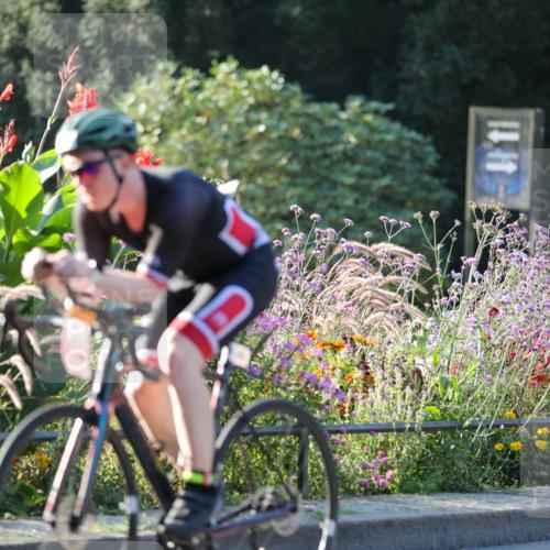 08.09.2024 - Stadtparktriathlon Zöllner http://msf.ph/oto/7010312 08.09.2024 08:58:41 Radfahren 27, 28, 41, 57, 74, 85 meine-sportfotos.de
