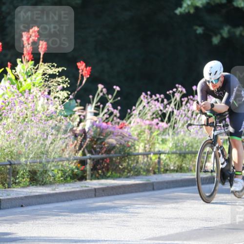 08.09.2024 - Stadtparktriathlon Zöllner http://msf.ph/oto/7010346 08.09.2024 08:58:48 Radfahren 27, 28, 57, 74 meine-sportfotos.de