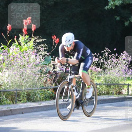 08.09.2024 - Stadtparktriathlon Zöllner http://msf.ph/oto/7010363 08.09.2024 08:58:48 Radfahren 27, 28, 57, 74 meine-sportfotos.de