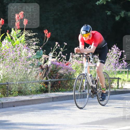 08.09.2024 - Stadtparktriathlon Zöllner http://msf.ph/oto/7010393 08.09.2024 08:58:51 Radfahren 3, 27, 28, 74 meine-sportfotos.de