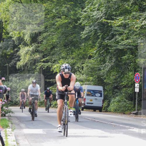 08.09.2024 - Stadtparktriathlon Zöllner http://msf.ph/oto/7010396 08.09.2024 11:59:32 Radfahren 582, 663, 679, 710, 741, 744, 820 meine-sportfotos.de
