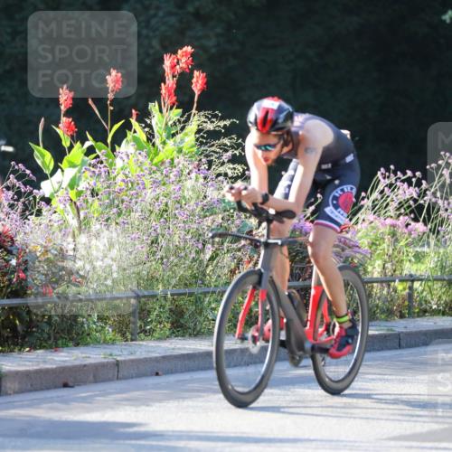 08.09.2024 - Stadtparktriathlon Zöllner http://msf.ph/oto/7010418 08.09.2024 08:58:52 Radfahren 3, 10, 27, 28 meine-sportfotos.de