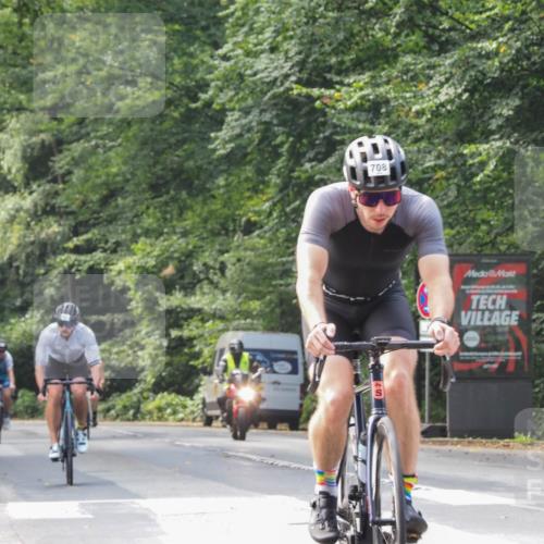 08.09.2024 - Stadtparktriathlon Zöllner http://msf.ph/oto/7010488 08.09.2024 11:59:43 Radfahren 582, 667, 668, 679, 685, 697, 708, 728, 744 meine-sportfotos.de
