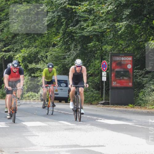 08.09.2024 - Stadtparktriathlon Zöllner http://msf.ph/oto/7010517 08.09.2024 11:59:50 Radfahren 667, 668, 685, 697, 728, 736, 845 meine-sportfotos.de