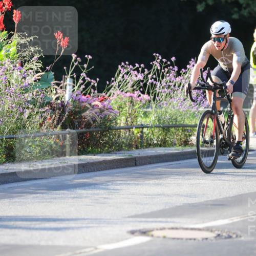 08.09.2024 - Stadtparktriathlon Zöllner http://msf.ph/oto/7010540 08.09.2024 08:59:21 Radfahren 4, 24, 45, 60 meine-sportfotos.de
