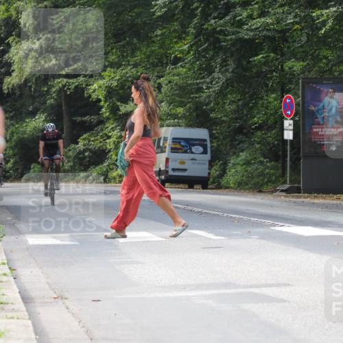 08.09.2024 - Stadtparktriathlon Zöllner http://msf.ph/oto/7010558 08.09.2024 11:59:55 Radfahren 667, 668, 676, 736, 845 meine-sportfotos.de