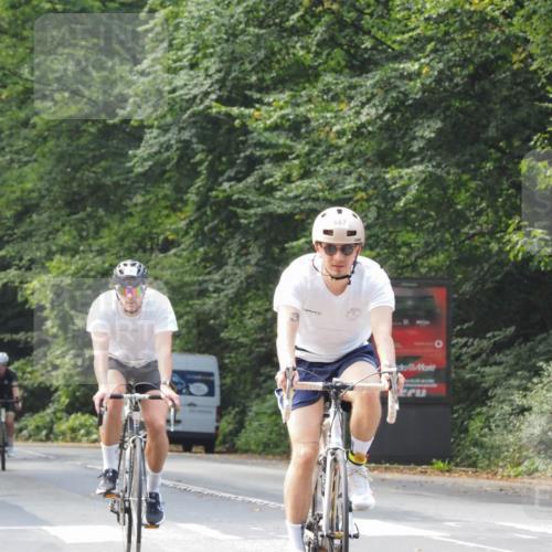 08.09.2024 - Stadtparktriathlon Zöllner http://msf.ph/oto/7010579 08.09.2024 12:00:08 Radfahren 687, 717, 735, 795, 809 meine-sportfotos.de
