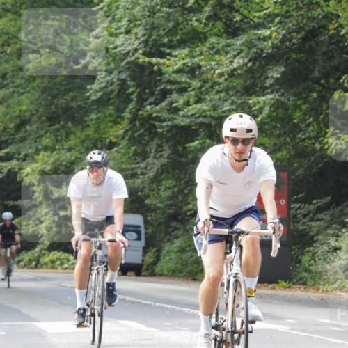 08.09.2024 - Stadtparktriathlon Zöllner http://msf.ph/oto/7010582 08.09.2024 12:00:08 Radfahren 687, 717, 735, 795, 809 meine-sportfotos.de