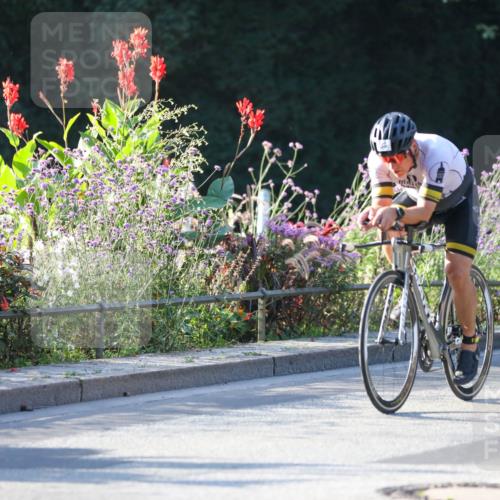 08.09.2024 - Stadtparktriathlon Zöllner http://msf.ph/oto/7010622 08.09.2024 08:59:45 Radfahren 7, 13, 58, 61 meine-sportfotos.de