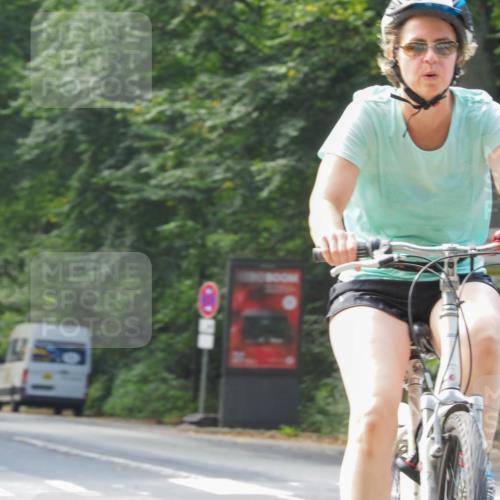 08.09.2024 - Stadtparktriathlon Zöllner http://msf.ph/oto/7010669 08.09.2024 12:00:20 Radfahren 591, 614, 681, 684, 721, 731, 752, 764 meine-sportfotos.de