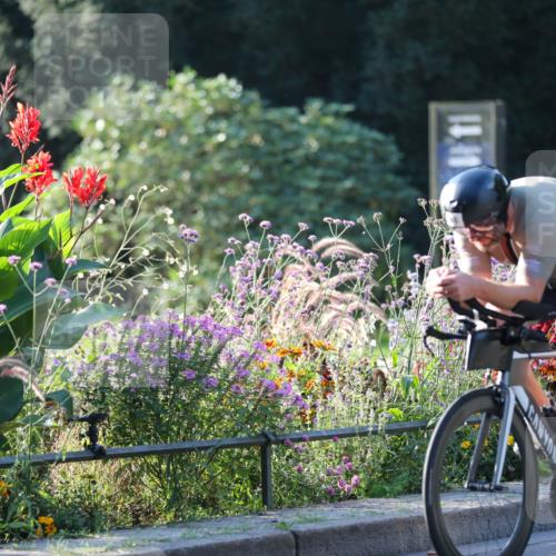 08.09.2024 - Stadtparktriathlon Zöllner http://msf.ph/oto/7010686 08.09.2024 09:00:25 Radfahren 11, 46, 67 meine-sportfotos.de
