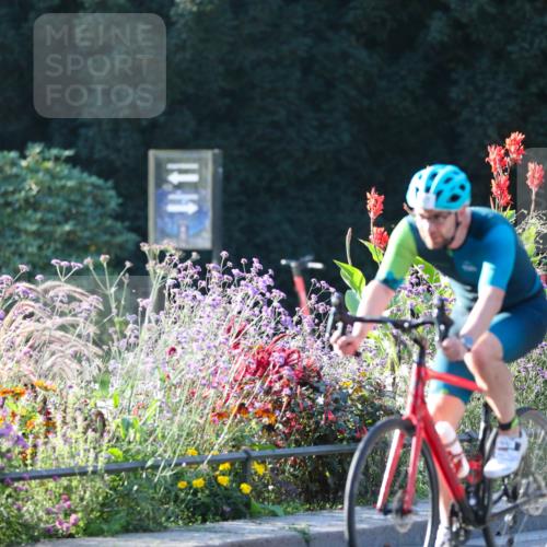 08.09.2024 - Stadtparktriathlon Zöllner http://msf.ph/oto/7010722 08.09.2024 09:00:36 Radfahren 11, 67 meine-sportfotos.de