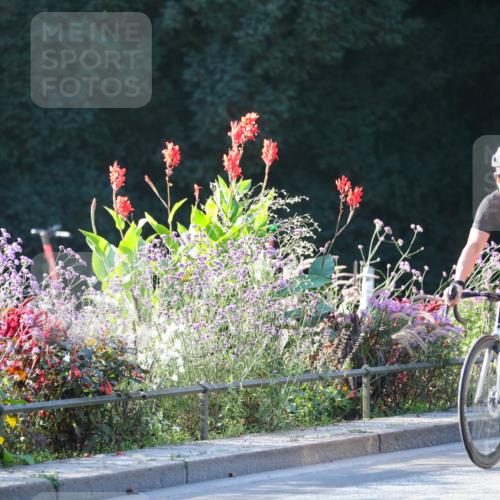 08.09.2024 - Stadtparktriathlon Zöllner http://msf.ph/oto/7010752 08.09.2024 09:00:53 Radfahren 6, 14, 17, 64 meine-sportfotos.de