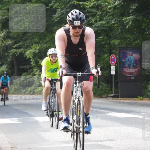 08.09.2024 - Stadtparktriathlon Zöllner http://msf.ph/oto/7010856 08.09.2024 12:00:55 Radfahren 576, 583, 625, 673, 674, 751, 771, 776, 788, 794 meine-sportfotos.de