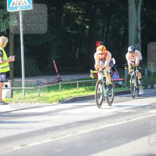 08.09.2024 - Stadtparktriathlon Zöllner http://msf.ph/oto/7010866 08.09.2024 09:01:28 Radfahren 106, 122 meine-sportfotos.de