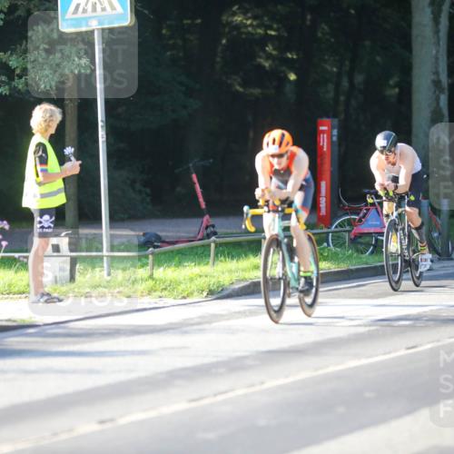 08.09.2024 - Stadtparktriathlon Zöllner http://msf.ph/oto/7010872 08.09.2024 09:01:29 Radfahren 106, 122 meine-sportfotos.de