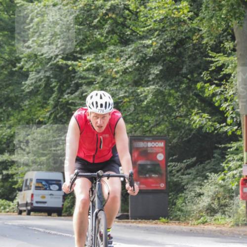 08.09.2024 - Stadtparktriathlon Zöllner http://msf.ph/oto/7010961 08.09.2024 12:01:17 Radfahren 665, 763, 778 meine-sportfotos.de