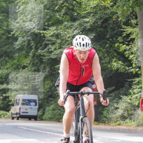 08.09.2024 - Stadtparktriathlon Zöllner http://msf.ph/oto/7010971 08.09.2024 12:01:17 Radfahren 665, 763, 778 meine-sportfotos.de
